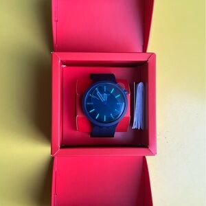 Bold Handsome Brand New Swatch Men's Watch. ⌚️⏱️